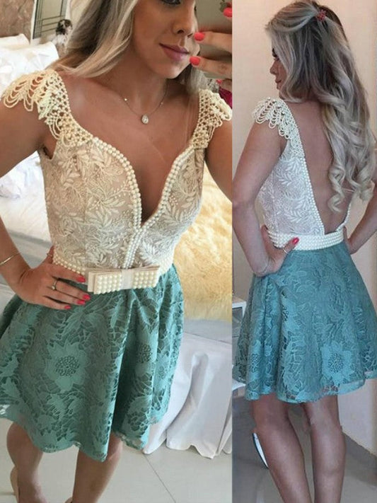 Lace Thalia Homecoming Dresses A-Line/Princess Sleeveless V-Neck Beading Short/Mini Dresses