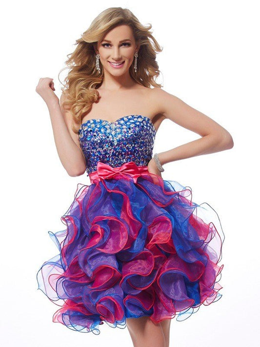 A-Line/Princess Sweetheart Sleeveless Haylie Homecoming Dresses Sequin Short Organza