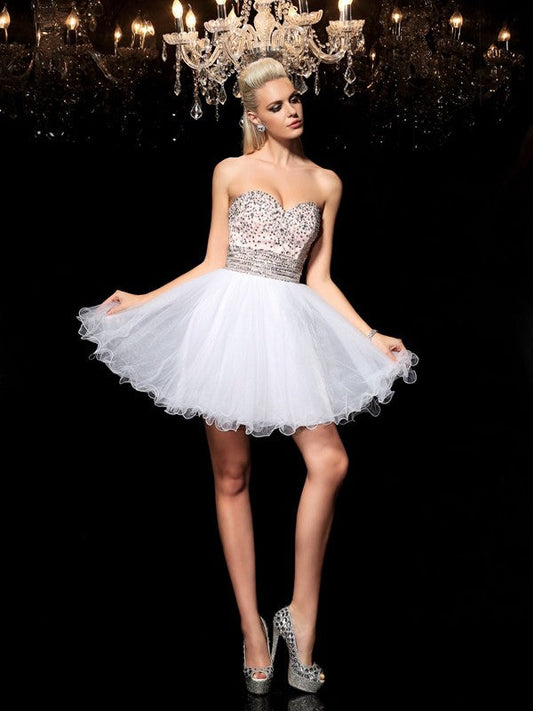 A-Line/Princess Sweetheart Jean Cocktail Homecoming Dresses Beading Sleeveless Short Net Dresses