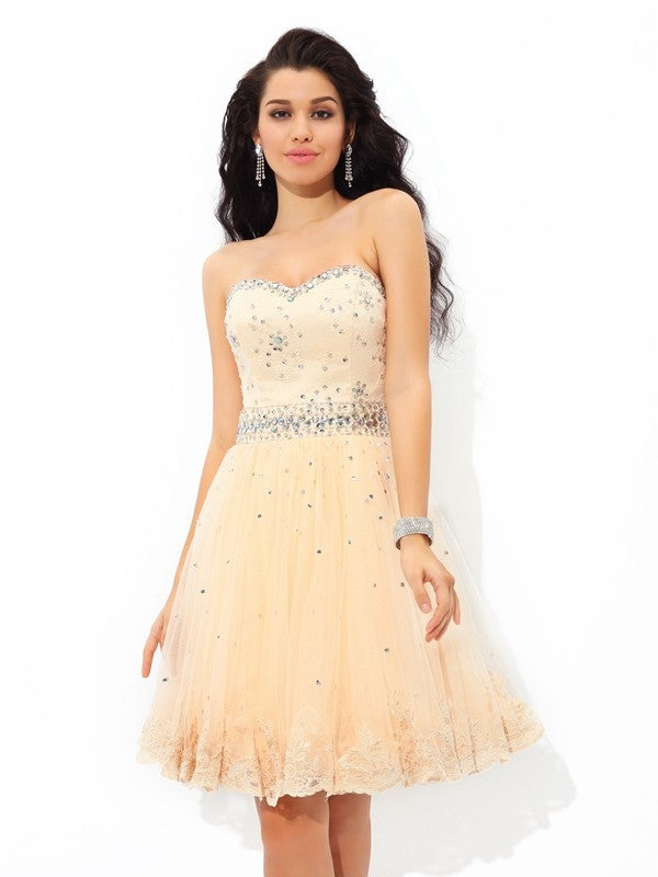 A-Line/Princess Cocktail Homecoming Dresses Satin Kamryn Sweetheart Beading Sleeveless Short Dresses