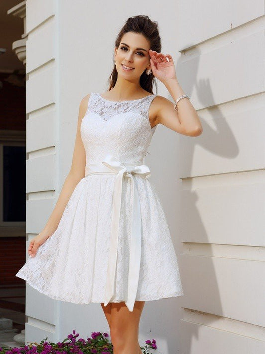 A-Line/Princess Scoop Sash/Ribbon/Belt Sleeveless Short Cocktail Homecoming Dresses Lace Amanda Dresses