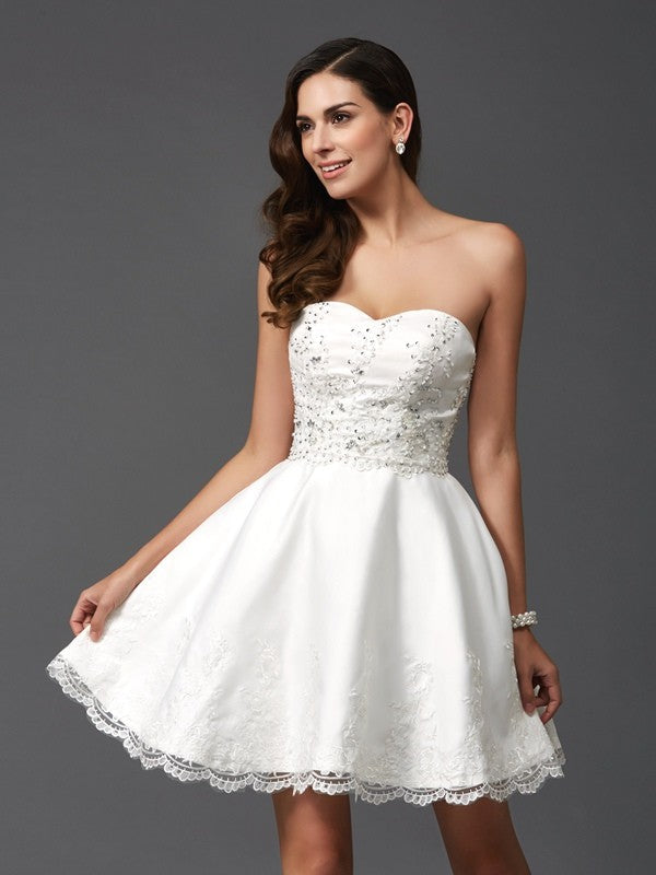 A-Line/Princess Sweetheart Beading Sleeveless Short Dresses Brielle Satin Homecoming Dresses