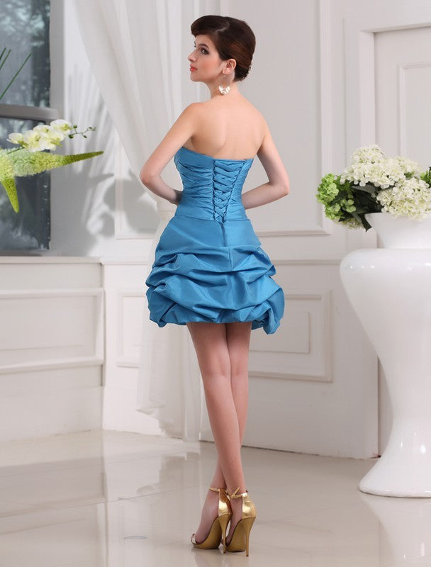 A-Line/Princess Beading Sleeveless Strapless Short Taffeta Cocktail Mireya Homecoming Dresses Dresses