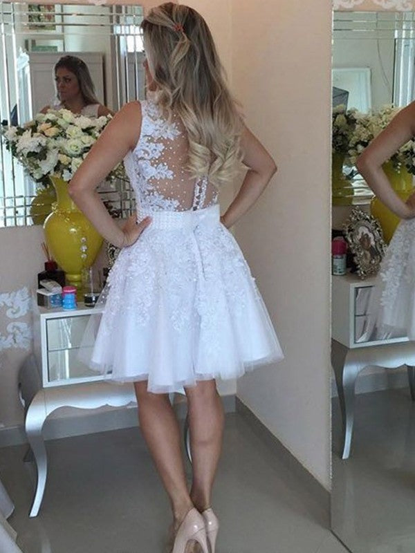 A-Line/Princess Sleeveless V-Neck Jamie Homecoming Dresses Tulle Beading Short/Mini Dresses